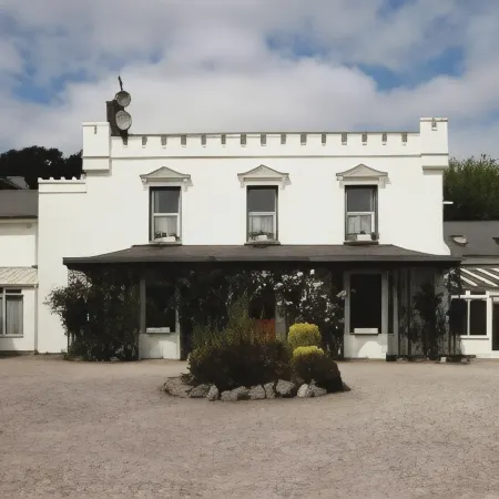 Belvedere Lodge