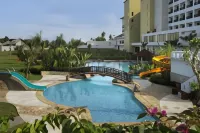 Sutan Raja Hotel & Convention Centre Manado - ที่มีสระว่ายน้ำ
