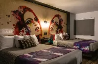 Downtown Phoenix Hotel