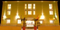 La Isla Resort