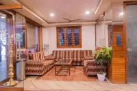 Hotel Chitra Park - breakfast