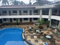 Ocean White Sands Resort & Spa - Swimmingpools