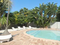 The Russel Guest House - Pool