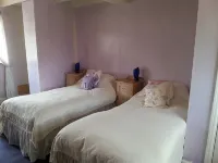 Stone House - parking