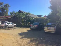 The Squibb Houses - Parkplatz