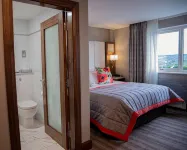 The Valley Hotel & Carriage Gardens - 3-Star