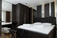 Solo Hotel - balcony