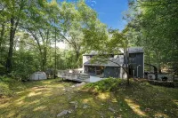 Charming Forest Getaway near West Point & Storm King