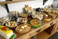Serrano Residencial Hotel - breakfast