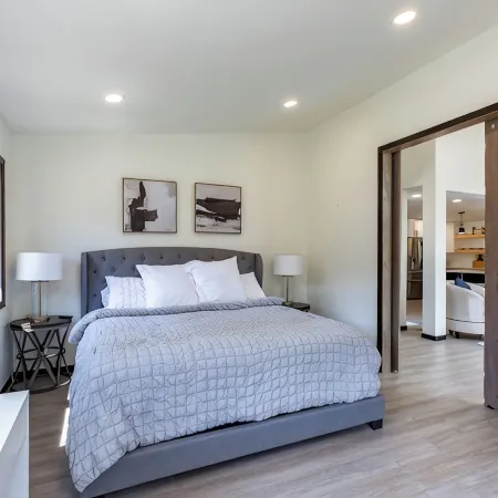 Modern Smart House - 2BR/2BA - Wildlife Views - 2 Patios + Fire Pits