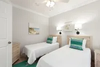 3 bedroom beachfront penthouse with stunning views! - واي فاي