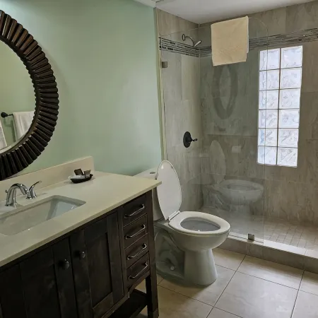 Large 1Br/1Bath Apt in Beautiful St Martin in Simpson Bay