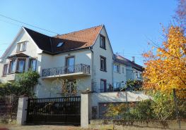 At the gates of Strasbourg charming apartment in lush greenery 4 per.
