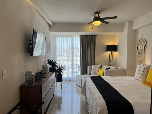Across the street from Ocean! Unique Mexican Condo - appartements de vacances