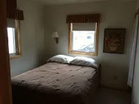 Lake Miltona, MN Weekly Rental Cabin is located right on the beach. - Alppimaja