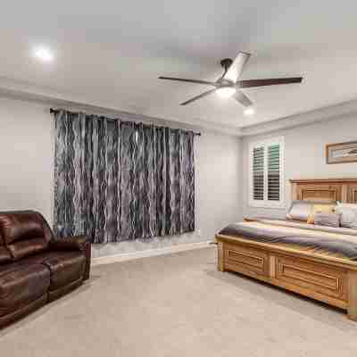 Dual King Suites-Quiet Gateway in Estrella Mt. Ra. Rooms