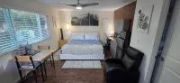 Private Entrance, King Sze Bed,Luxurious Shower