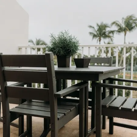 Just renovated! Best condo in Jupiter, Walk to the beach!