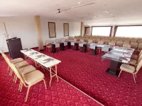 L'Oceanica Beach Resort Hotels near Kiris