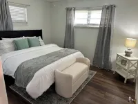 Nice 3 Bedroom, 1.5 bathroom Chickasaw House - Homestays