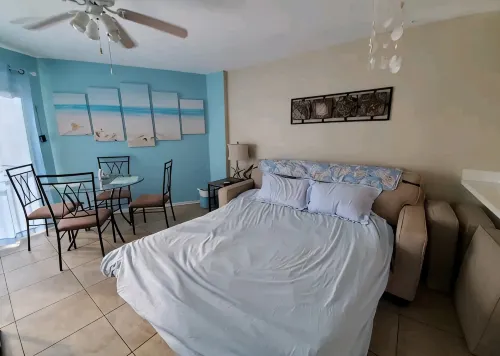 Condo in the Keys - Beach
