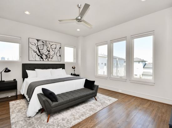 Private Rooftop - Amazing Skyline Views - Minute Maid Spacious - 3 Bd, 3.5 Ba