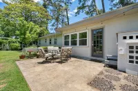 Charming 3/2 Midtown Home. Minutes from FSU. Fenced Backyard. Pet-Friendly. - 4-Star