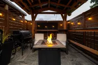 West Seattle Driftwood Cottage - Firepit + Walk to Coffee & Restaurants - Tiny houses