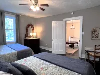 Downtown  4-bedroom with boat and Rv parking close to Lake - 3 étoiles