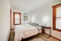 Clean and Spacioius Flat in Great Location Near Epic and Downtown Verona! - 무료 와이파이