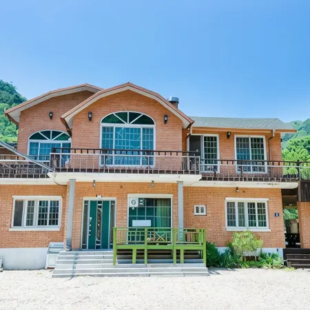 Namwon Jirisan Daeho Pension