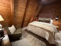 The Hilltop Haus Stunning Views  Gym  Sauna - 4つ星