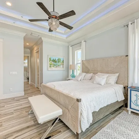 Luxury Waterfront Home with Heated Pool & Hot Tub – Punta Gorda