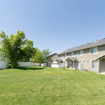 Beautiful, Sparkling Clean 3 BR, 2.5 BA Townhome!! Hotels in Cache County