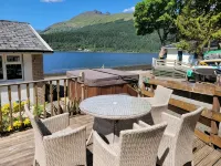 Hot Tub & Stunning Waterfront Views. Kayaks and Sups Free for Guests Use !!! - Wifi