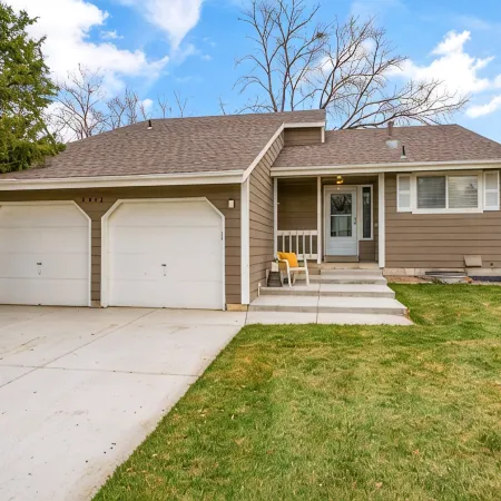 Centrally located Arvada Home