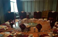 Himalaya Pulan Hotel - breakfast