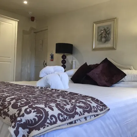 The Nobody Inn Hotels in Exeter