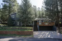 Flagstaff; Big house with Hot Tub Close to downtown, Secluded in the cool pines. - Balkon