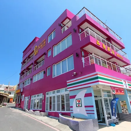 Pin Ciao Hotel