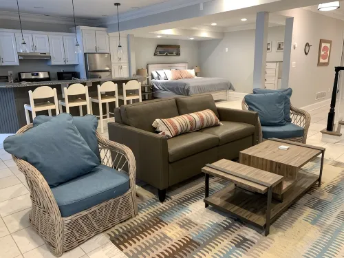 Bay View Studio Apartment - Apartments