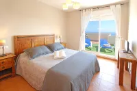 Sea View Penthouse with Private Jacuzzi & Huge Terrace – Cala 4 - إطلالة على البحر