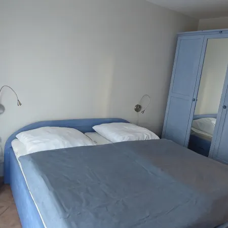 Fewo Ostseeblau, Pure Relaxation Near the Beach, for up to 4 People