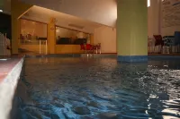 Portimão Center Hotel - Yüzme Havuzu