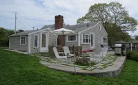 Gosnold Manor 300 Yards To Veterans Park Beach, recently updated home. - 3-Star