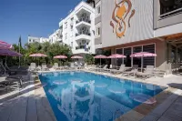 Lara Olympos Hotel - สระว่ายน้ำส่วนตัว