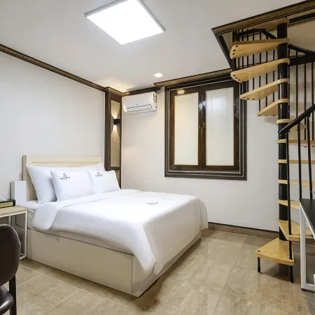 Lounz Stay Hotel Hwasoon