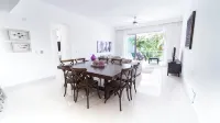 Seawinds Cabarete Beachfront Penthouse, Stunning Balcony Views, Sleeps 6 - 4 estrellas
