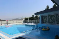 Luander Hotel - Pools