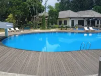 Indo Alam Recreational Resort Hotels near Puncak Pass